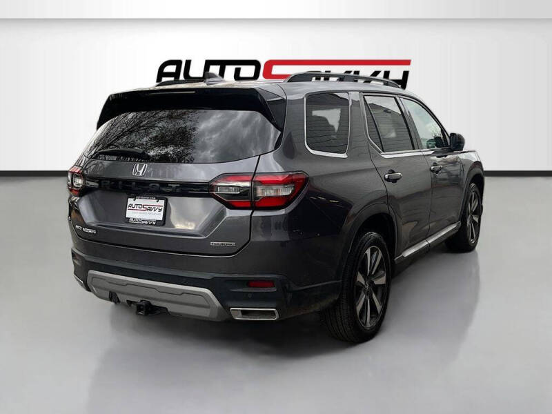 2025 Honda Pilot Touring