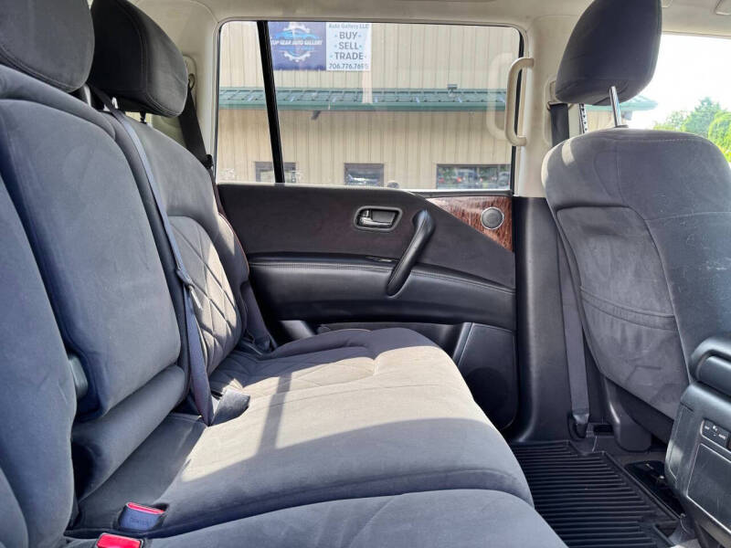 2017 Nissan Armada SV