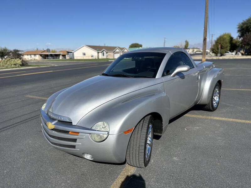 Used 2005 Chevrolet SSR Base with VIN 1GCES14H05B117594 for sale in Salem, UT