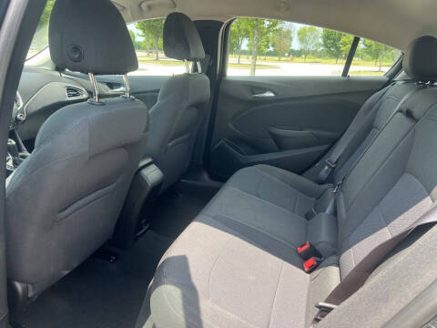 2017 Chevrolet Cruze LT Auto