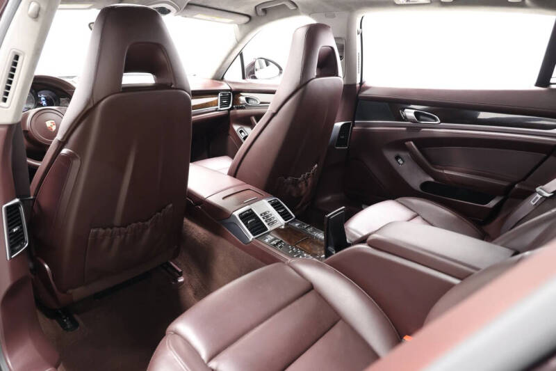 2015 Porsche Panamera 4S Executive