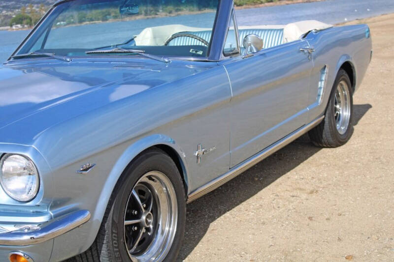 1965 Ford Mustang