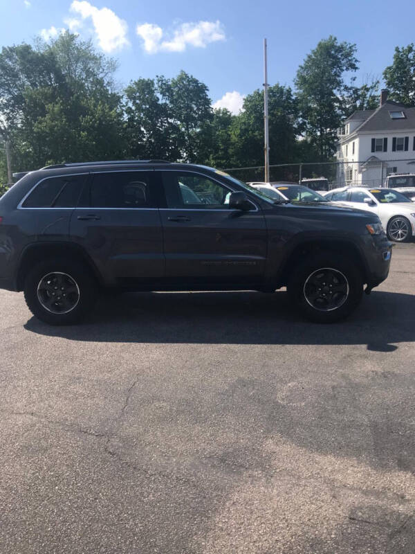 2018 Jeep Grand Cherokee Laredo E