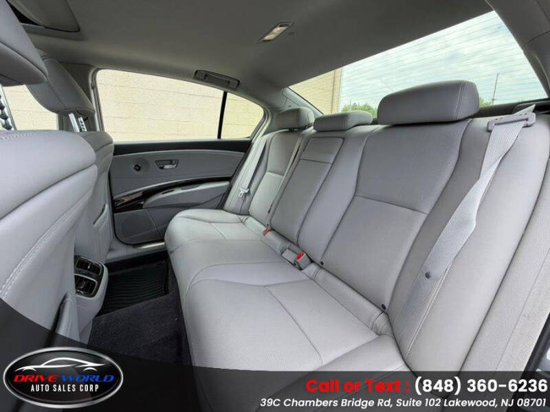 2015 Acura RLX w/Tech