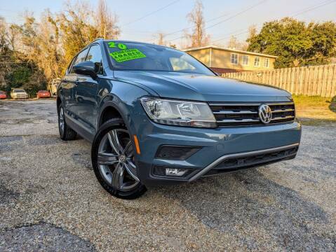 2020 Volkswagen Tiguan for sale at The Auto Connect LLC in Ocean Springs MS
