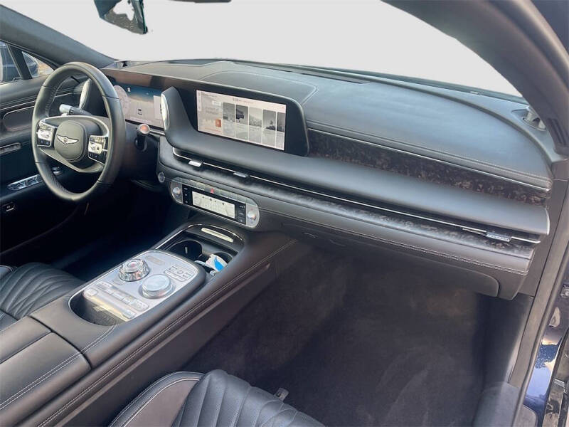 2024 Genesis G90 3.5T e-Supercharger