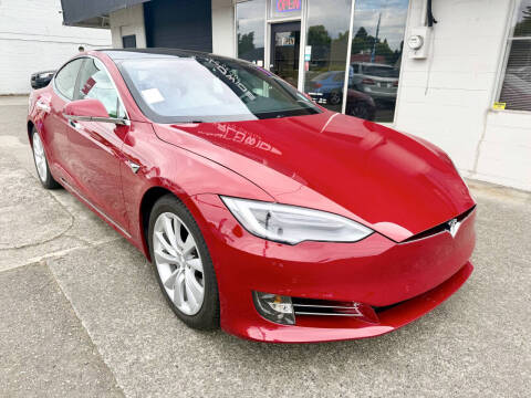 2016 Tesla Model S 90D