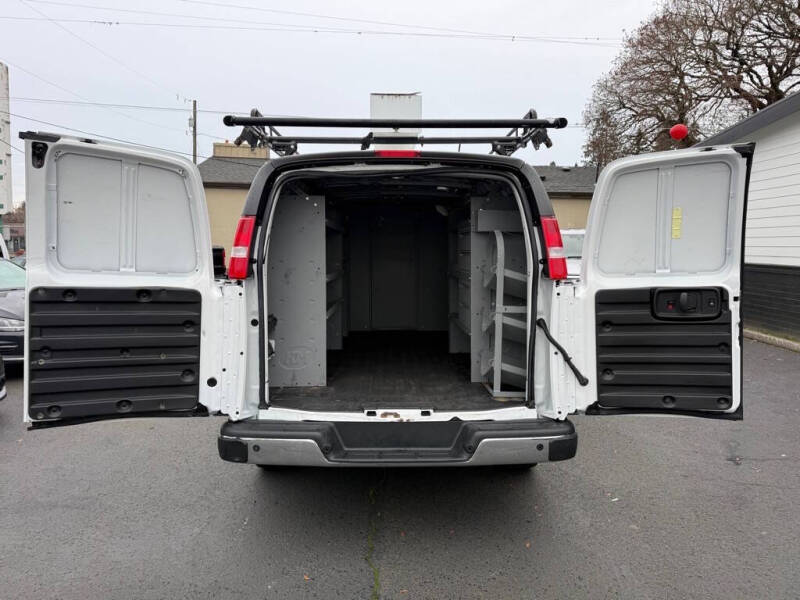 2021 Chevrolet Express 3500