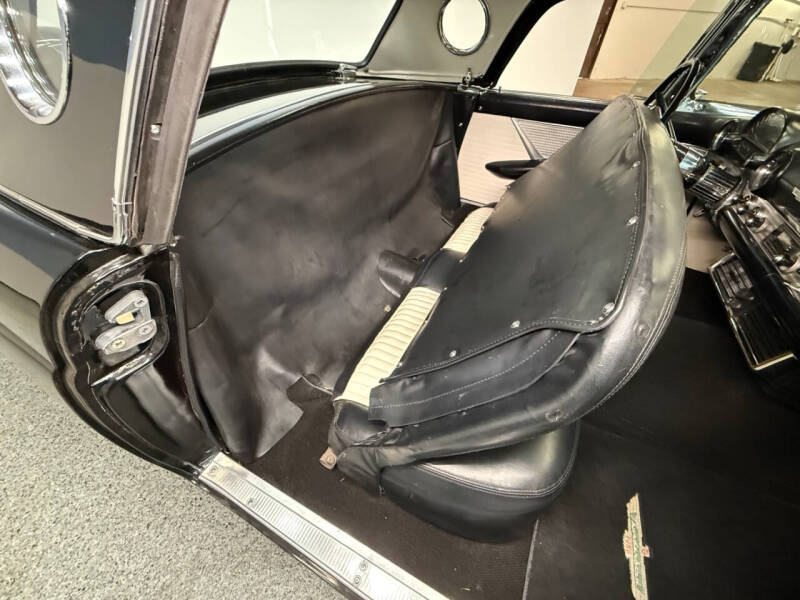 1956 Ford Thunderbird