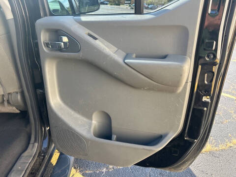 2021 Nissan Frontier S