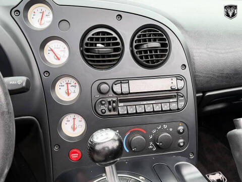 2003 Dodge Viper SRT-10