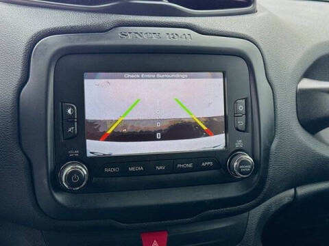 2017 Jeep Renegade Deserthawk