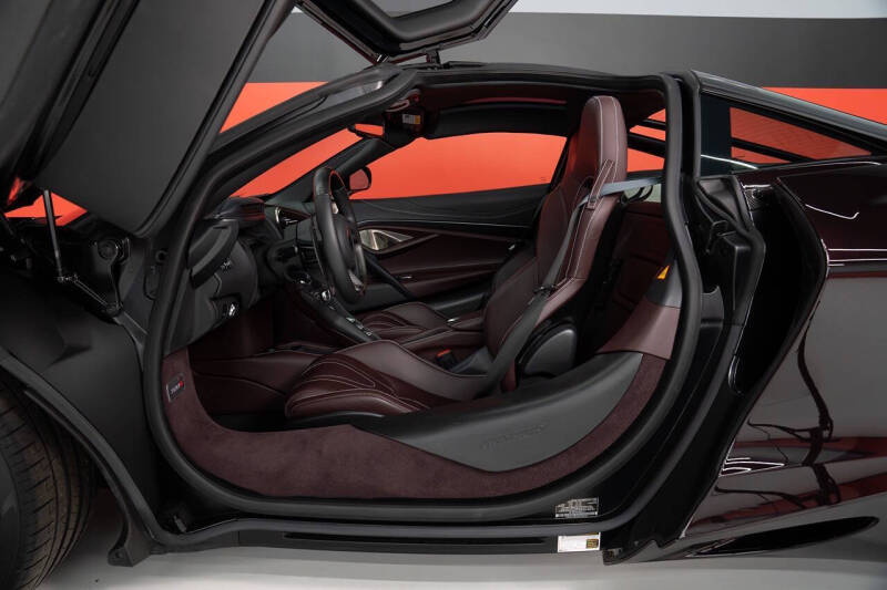 2018 McLaren 720S Luxury