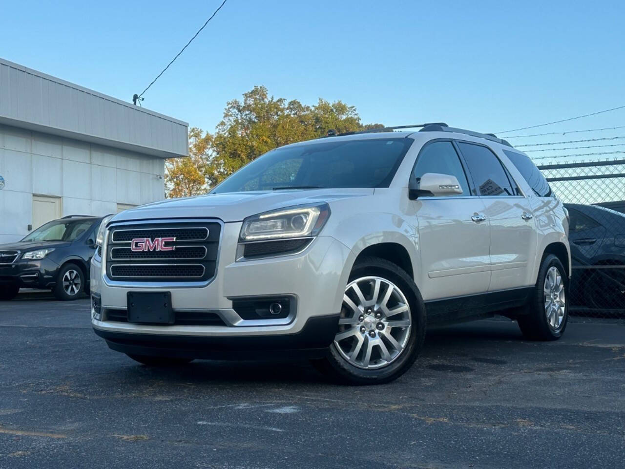 2015 GMC Acadia for sale at Prompt Luxury Cars LLC in Austell, GA