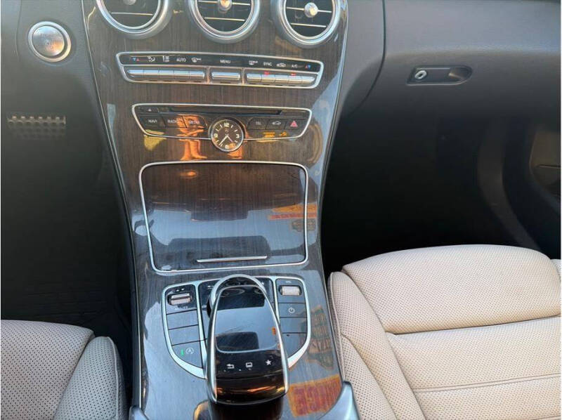 2015 Mercedes-Benz C-Class C 300