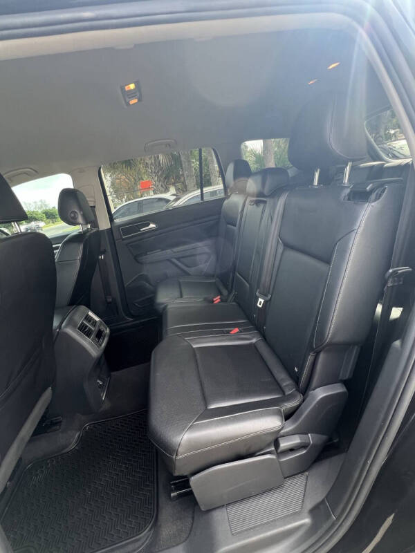 2018 Volkswagen Atlas V6 SE