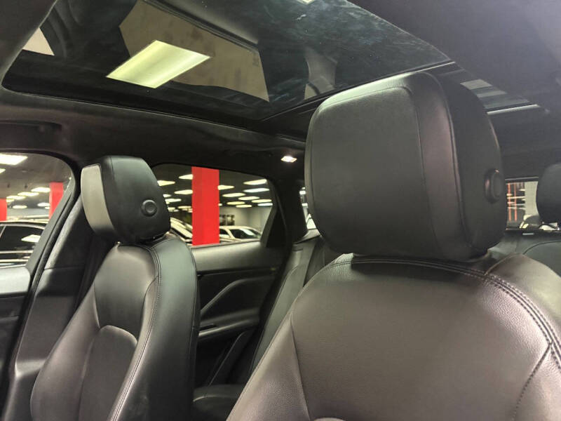 2020 Jaguar F-PACE 25t Premium