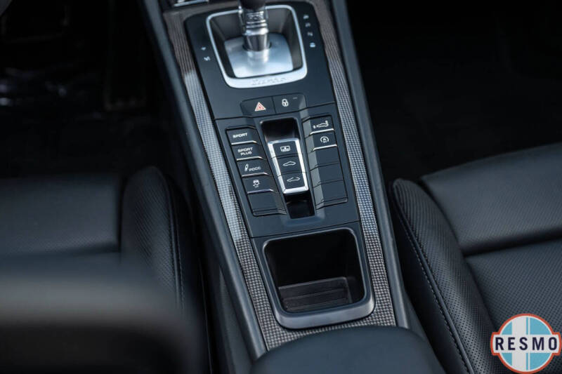 2015 Porsche 911