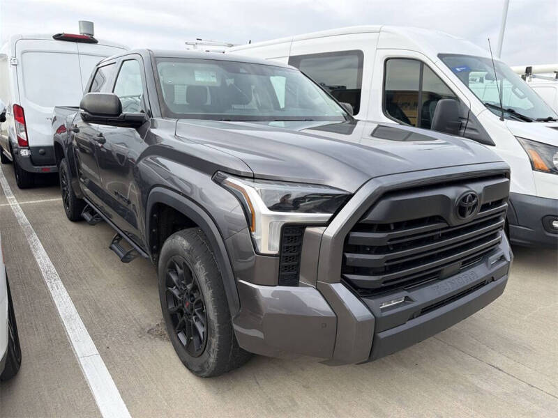 2022 Toyota Tundra SR5