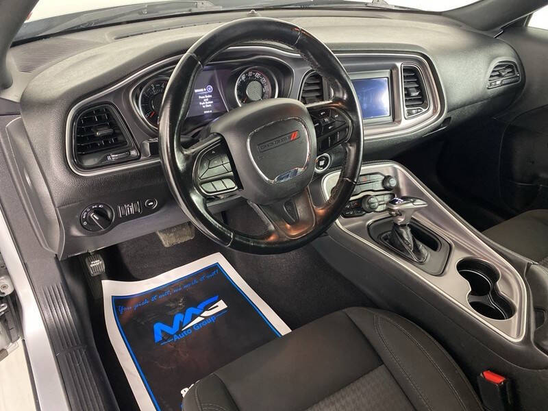 2020 Dodge Challenger SXT