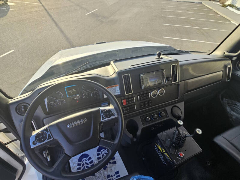 2026 Freightliner 114 SD