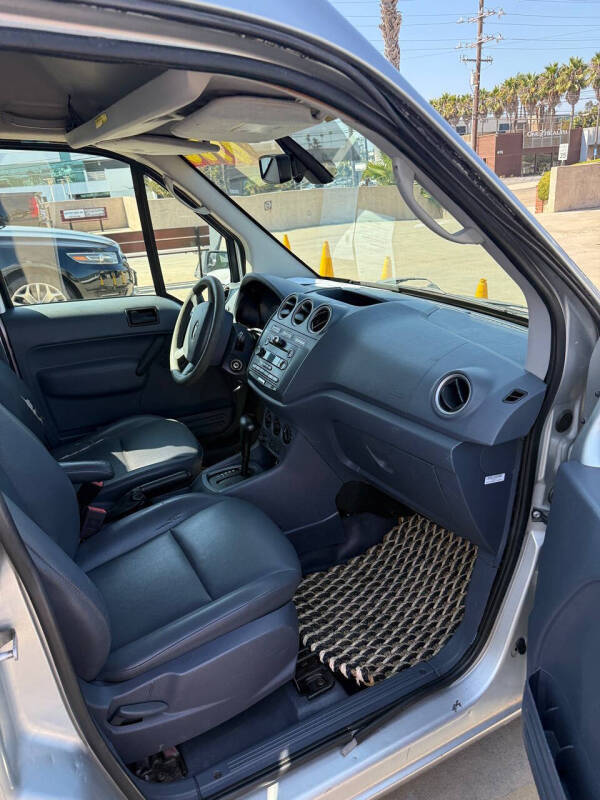 2013 Ford Transit Connect XLT Premium