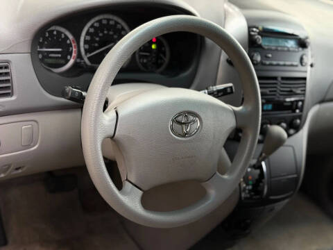 2006 Toyota Sienna