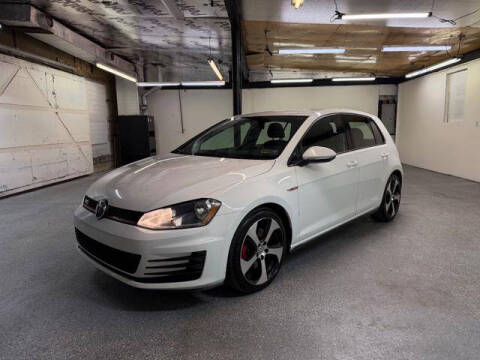 2016 Volkswagen Golf GTI