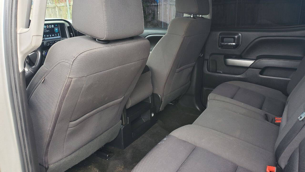 Used Car 2018 Chevrolet Silverado 1500  Lt 4x2 4dr Crew Cab 6.5 Ft. Sb For Sale Under $30,000 In San Antonio, Texas
