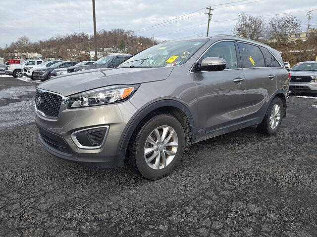 2017 Kia Sorento LX