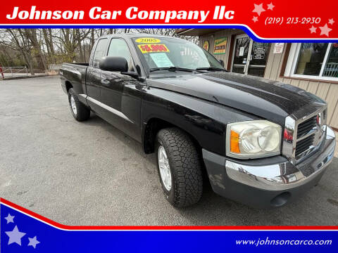 2005 Dodge Dakota for sale at Johnson Car Company llc in Crown Point IN