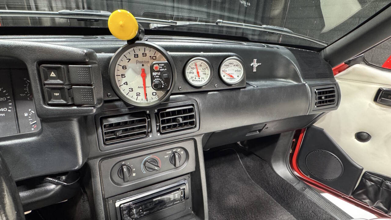 1992 Ford Mustang 42