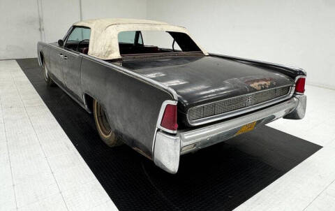 1961 Lincoln Continental