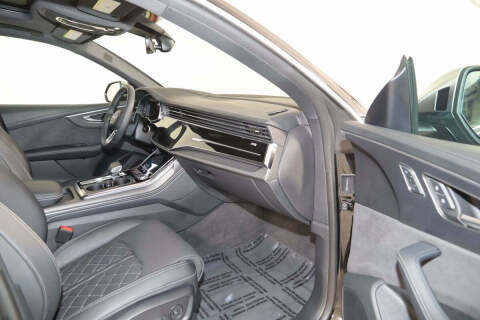 2024 Audi SQ8 4.0T quattro Premium Plus