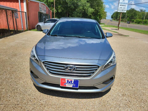 2016 Hyundai Sonata for sale at MENDEZ AUTO SALES in Tyler TX