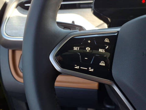 2025 Volkswagen ID. Buzz Pro S Plus 4Motion