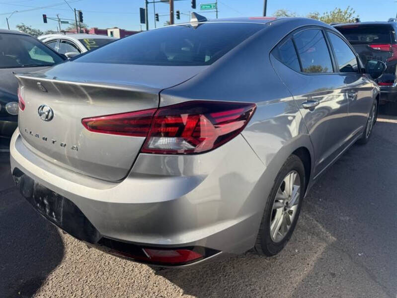 2020 Hyundai Elantra