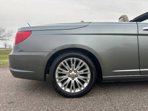 2011 Chrysler 200 Limited