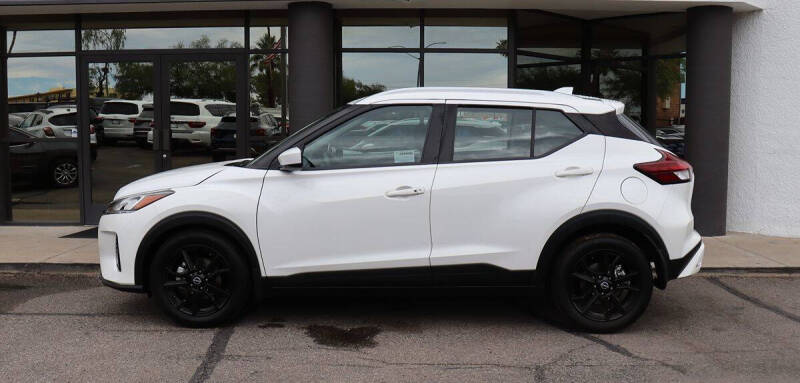 2023 Nissan Kicks SV