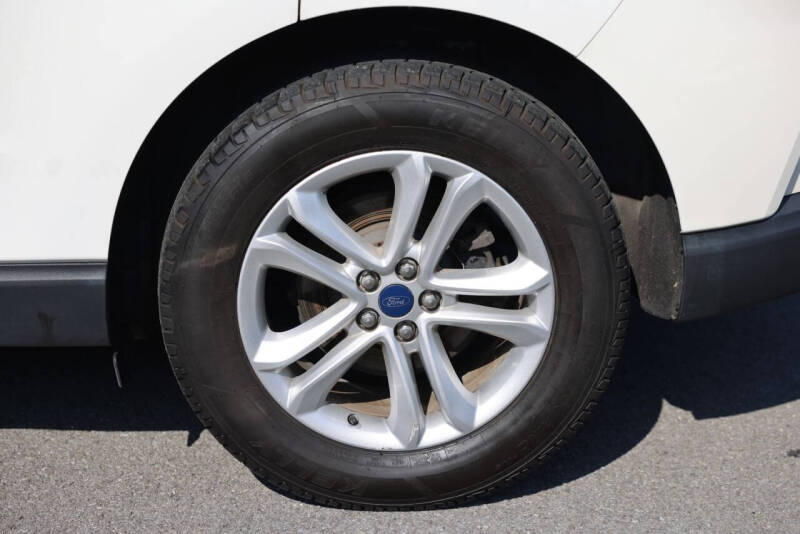 2020 Ford Edge SEL