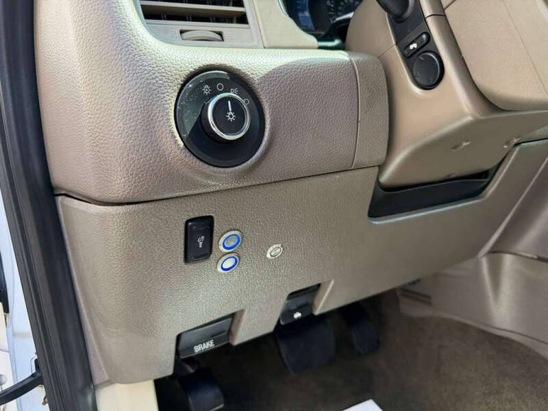 2017 Lincoln Navigator Select