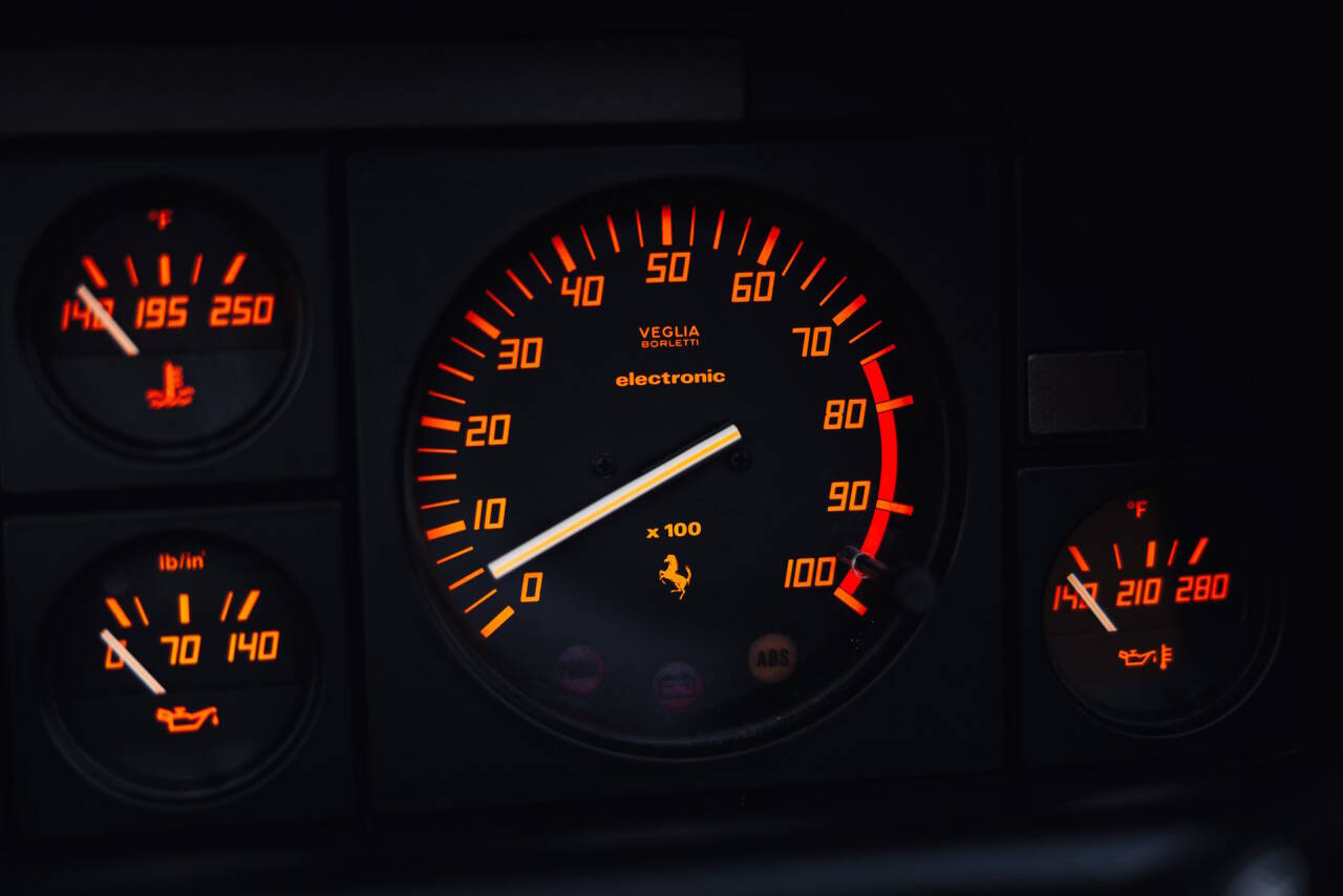 1989 Ferrari Mondial 30