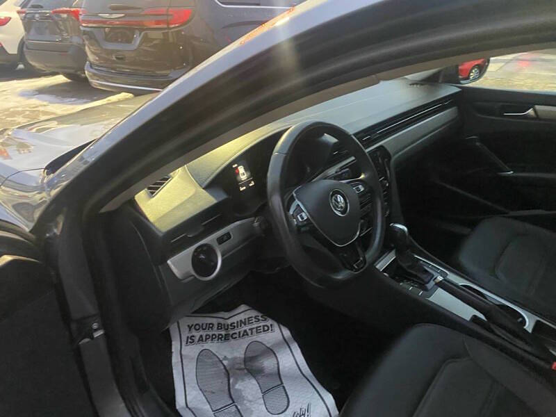 2022 Volkswagen Passat SE