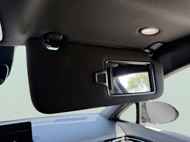 2022 Genesis GV70 2.5T Standard