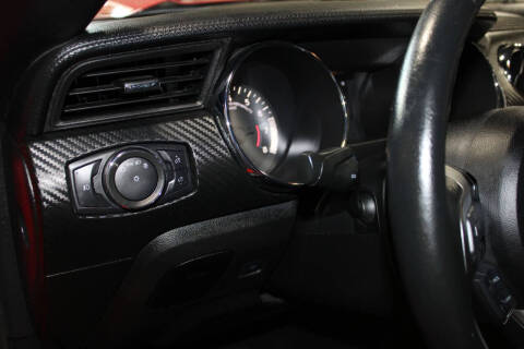 2016 Ford Mustang V6