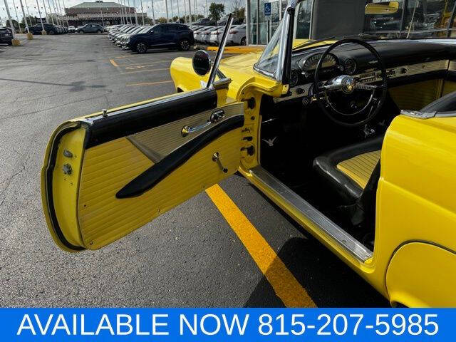 1955 Ford Thunderbird