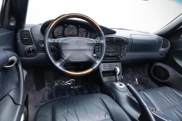 2000 Porsche 911 Carrera