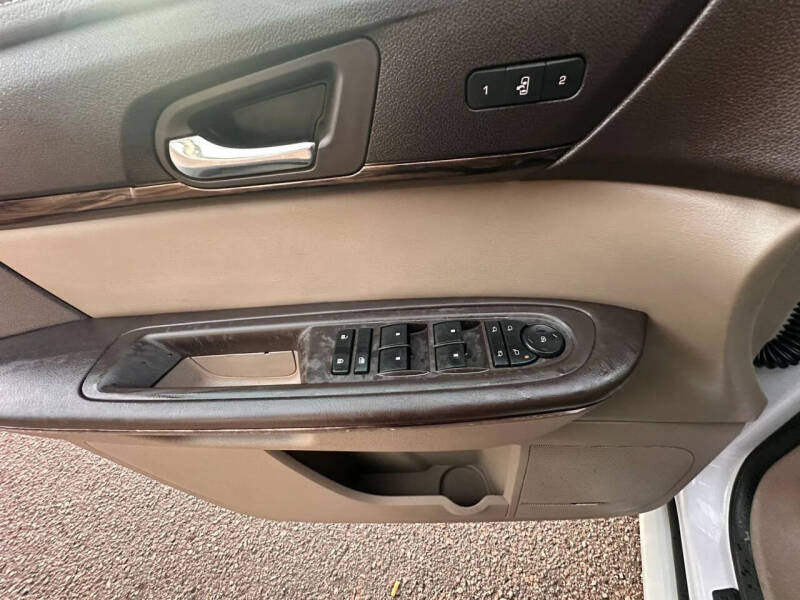 2016 GMC Acadia Denali