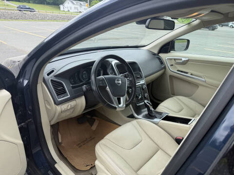 2014 Volvo XC60 T6 Premier Plus