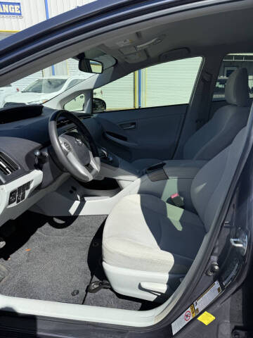 2012 Toyota Prius Two